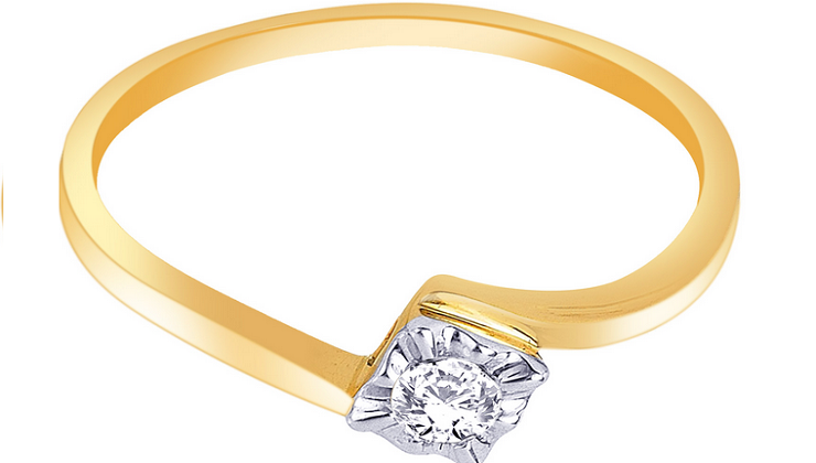 Trendy Gold Diamond Engagement Rings for Women