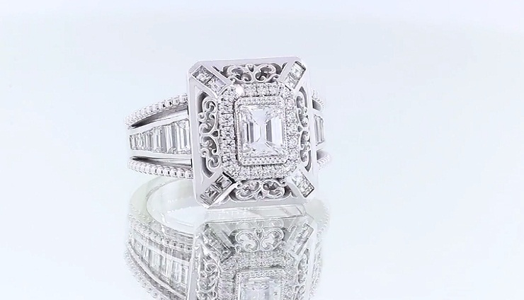 Custom Diamond Jewelbox Engagement Ring