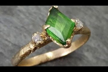 5 Breathtaking Green Gemstone Rings