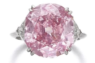 A Superb Purplish Pink Diamond Ring