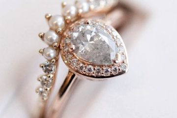 Wow! Unusual Diamond Ring