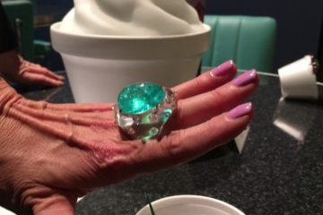 Suzanne Syz’s 80-carat Paraiba tourmaline Ring at PAD London